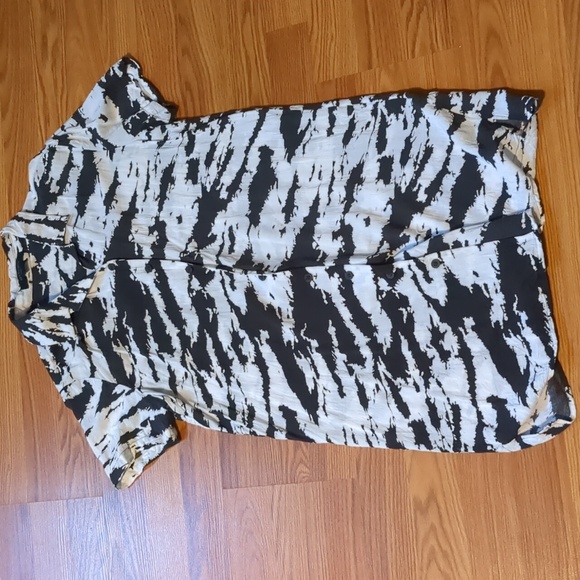 All Saints button-up short sleeve zebra print blouse - Picture 3 of 8